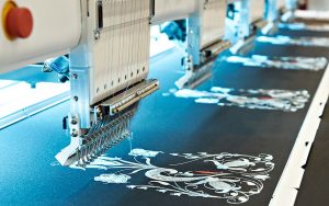 Cascading Corporate Marketing program in a Brazilian subsidiary. 15 Cascading Corporate Marketing program in a Brazilian subsidiary.