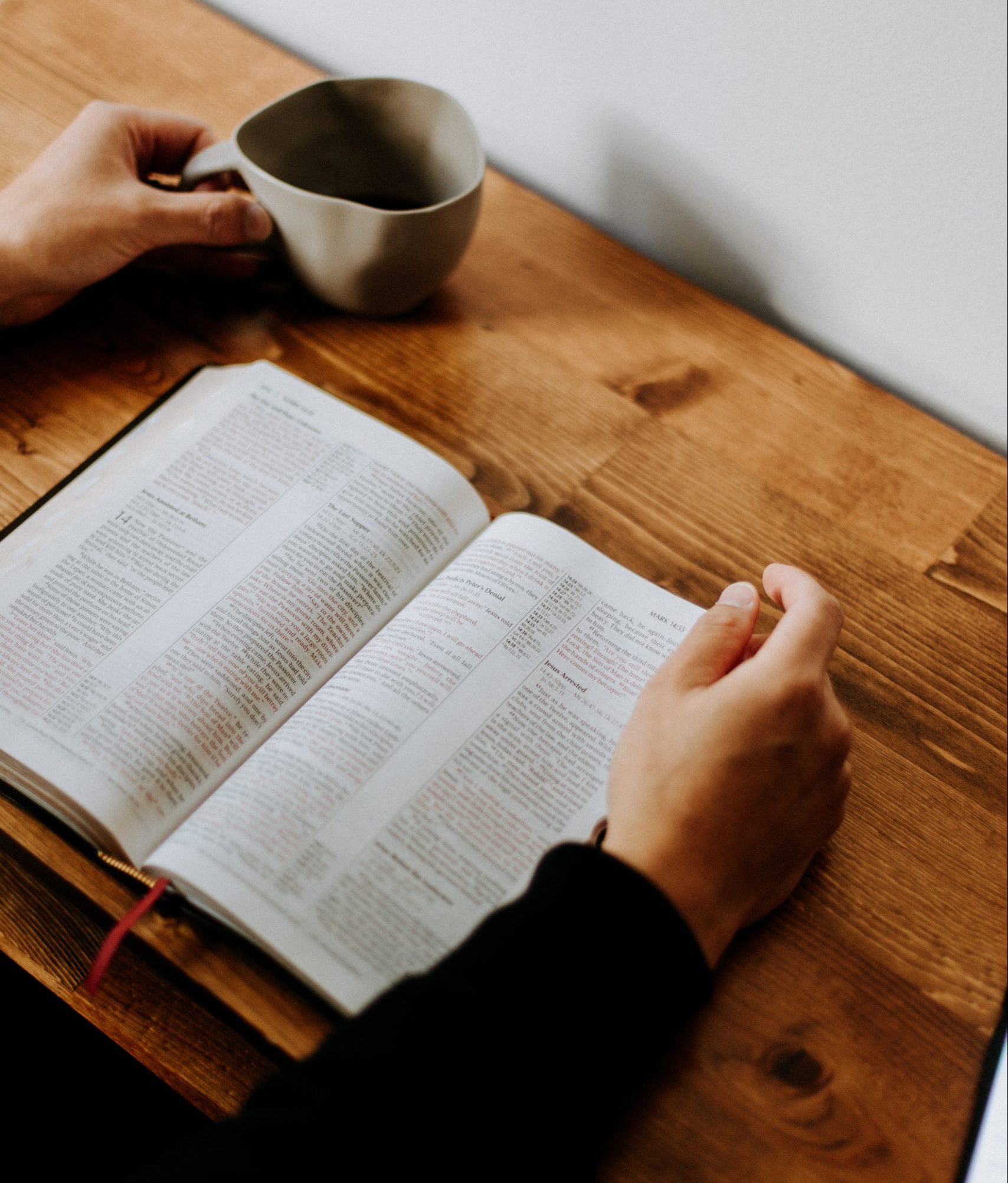 priscilla-du-preez-4Gi3H-4evlk-unsplash Media Center